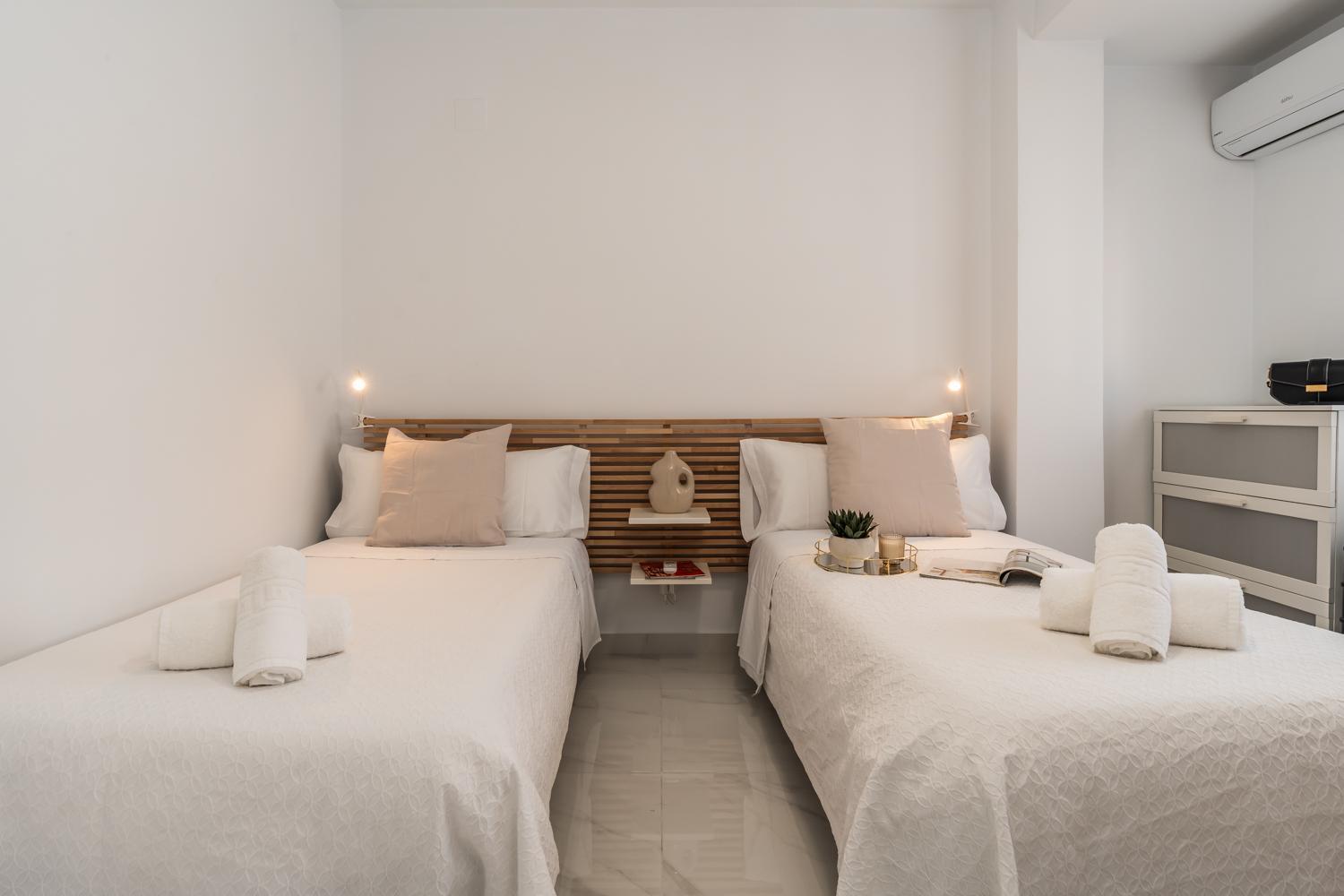 Tuguest Alhamar Apartment Granada Exterior photo